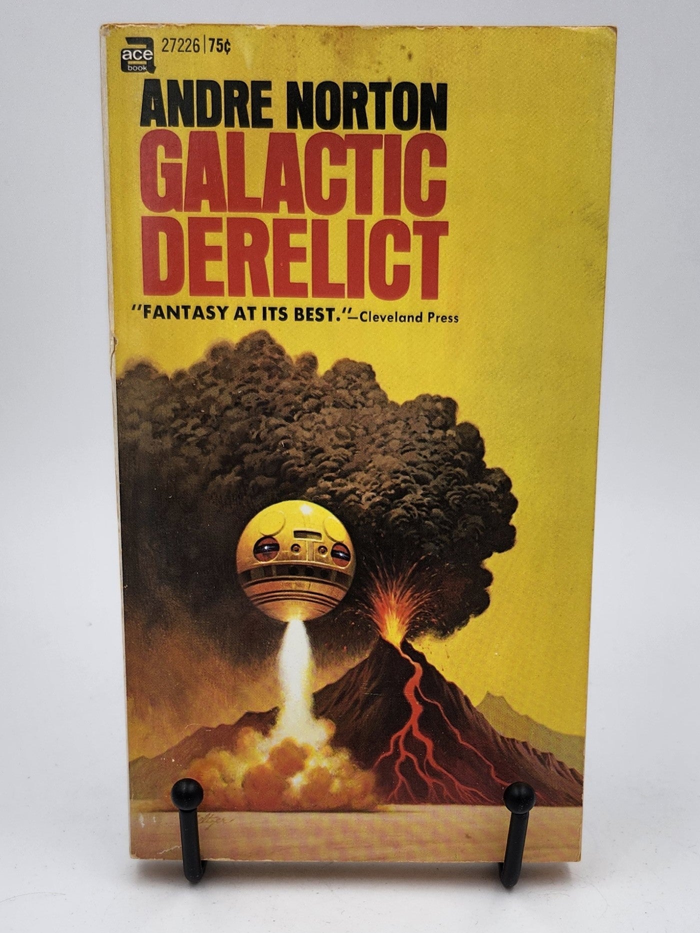 Galactic Derelict by Andre Norton (Time Traders/Ross Murdock #2)