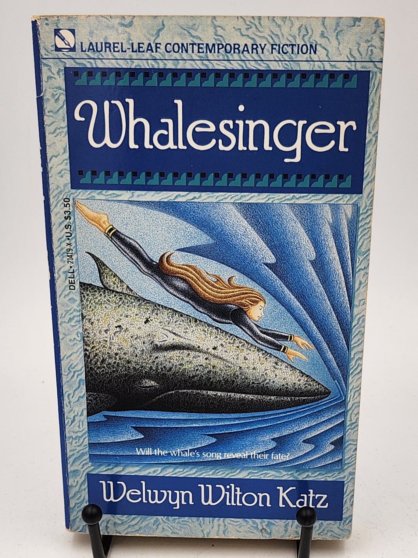 Whalesinger by Welwyn Wilton Katz ()