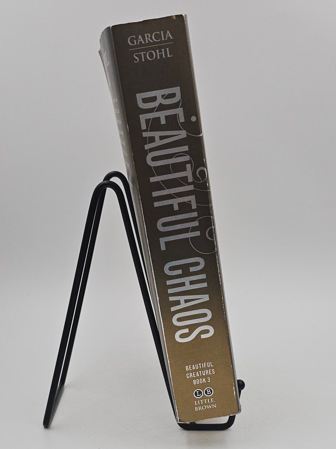 Beautiful Chaos by Kami Garcia & Margaret Stohl (Caster Chronicles #3)