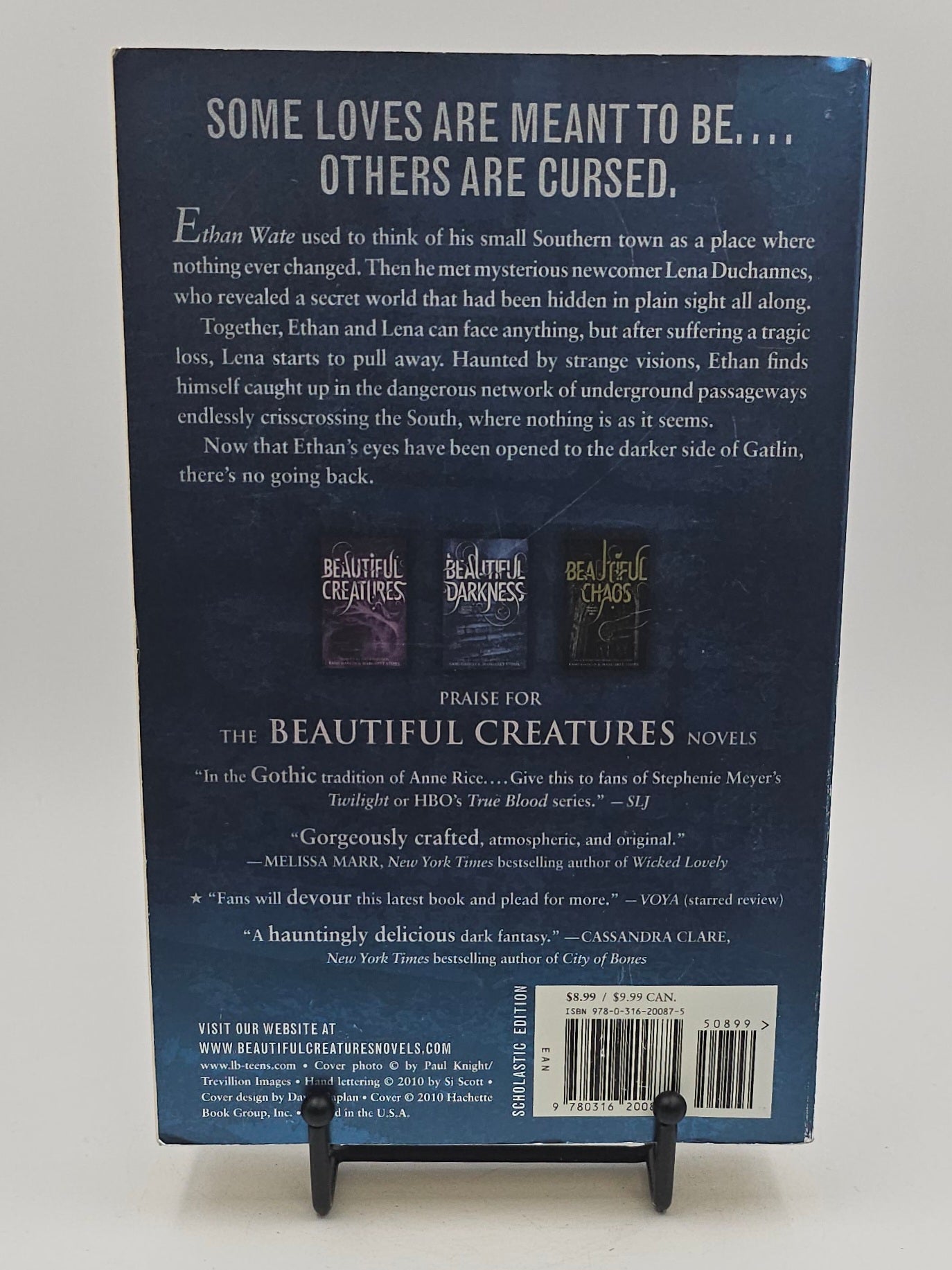 Beautiful Darkness by Kami Garcia & Margaret Stohl (Caster Chronicles #2)