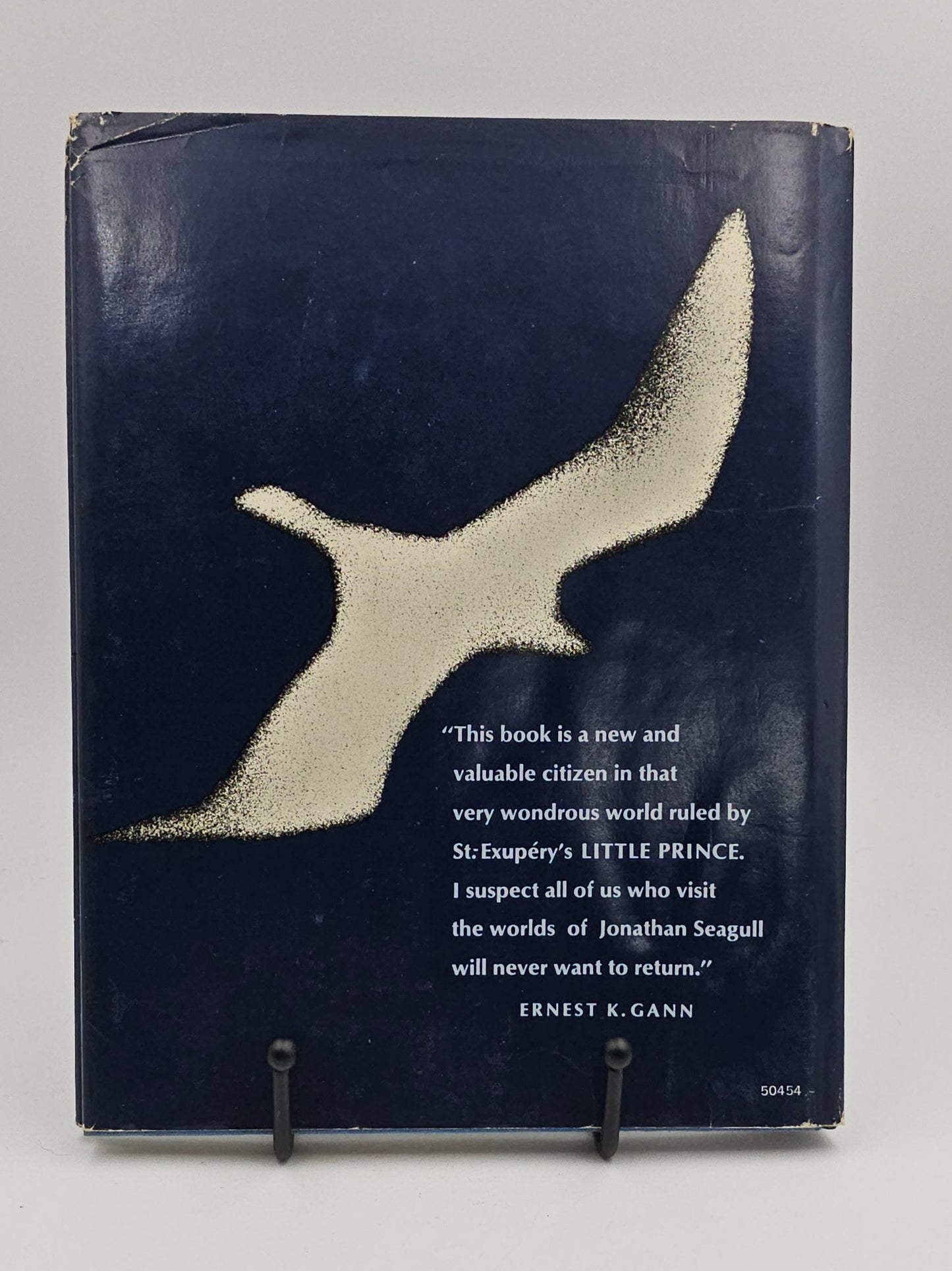 Jonathan Livingston Seagull by Richard Bach