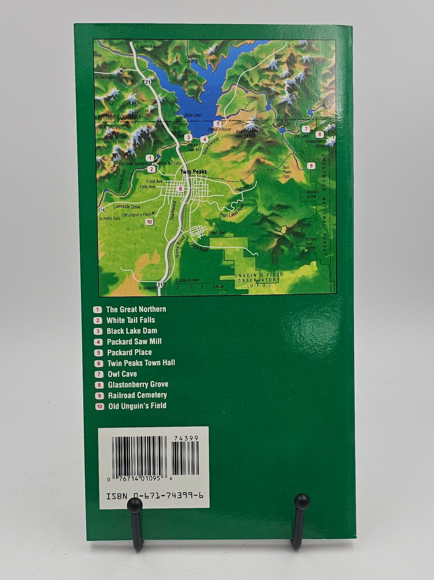 Twin Peaks: An Access Guide to the Town by David Lynch and Mark Frost