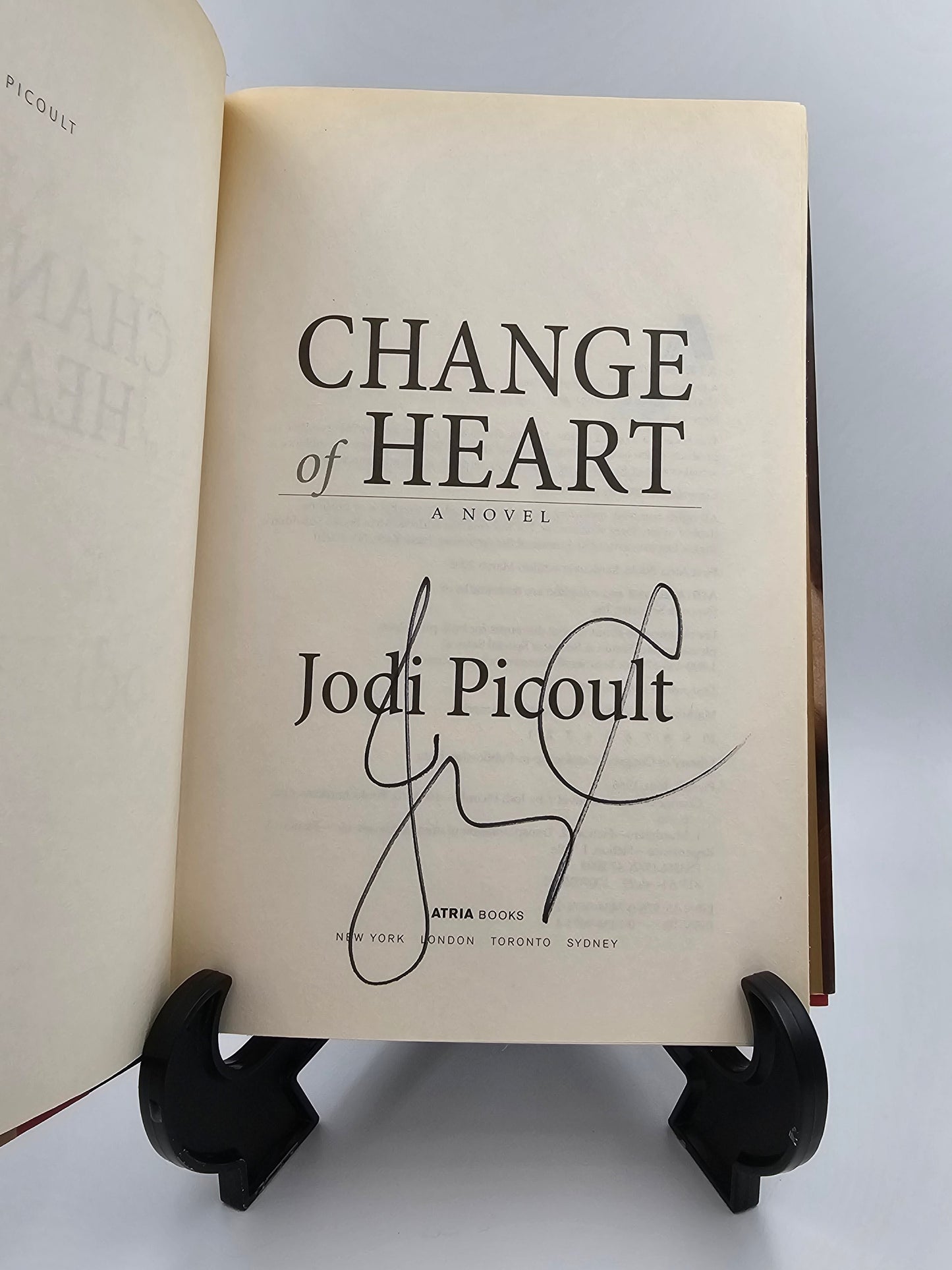 Change of Heart By: Jodi Picoult **Signed**