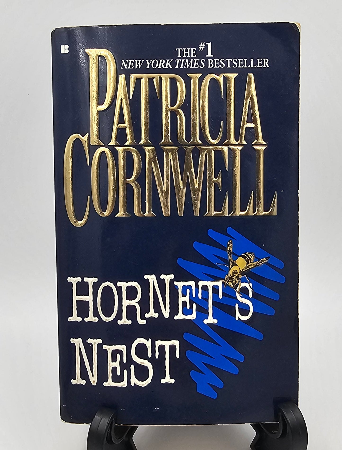 Hornet's Nest by Patricia Cornwell (Andy Brazil Series #1)