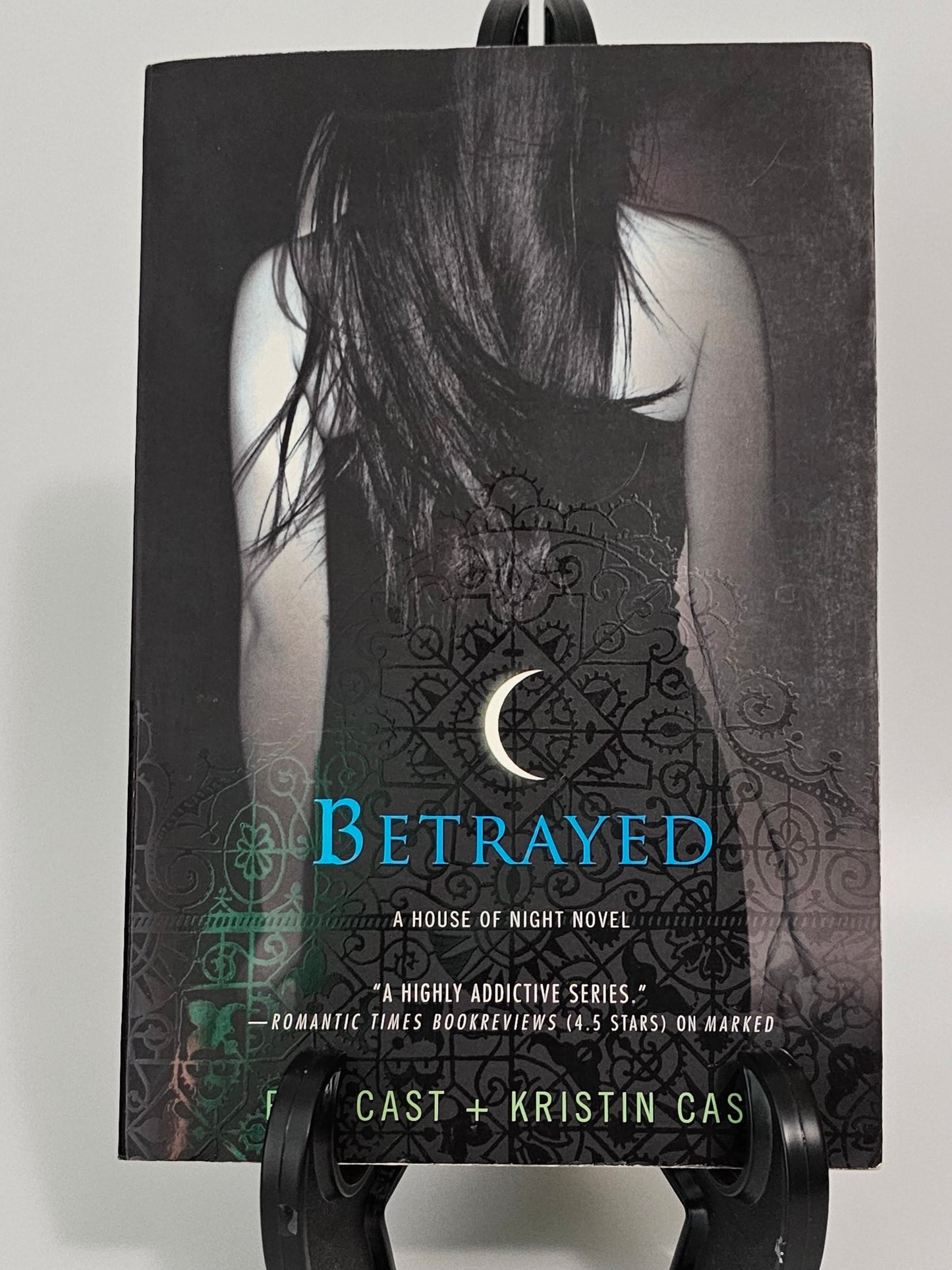 Betrayed by P.C. Cast + Kristin Cast (House of Night Series #2)