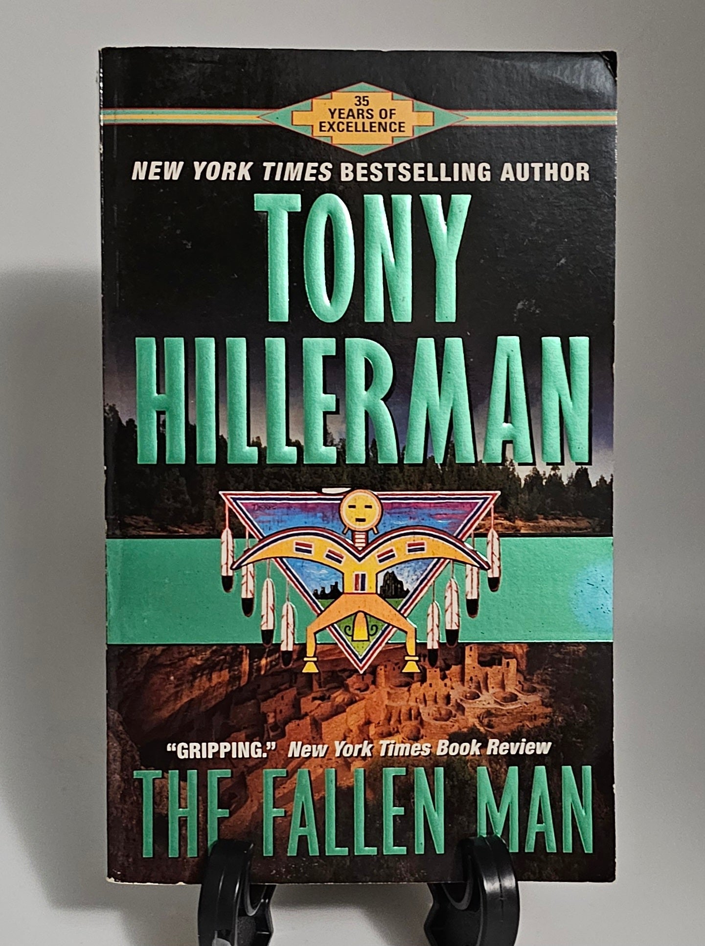 The Fallen Man by Tony Hillerman (Leaphorn & Chee Series #12)