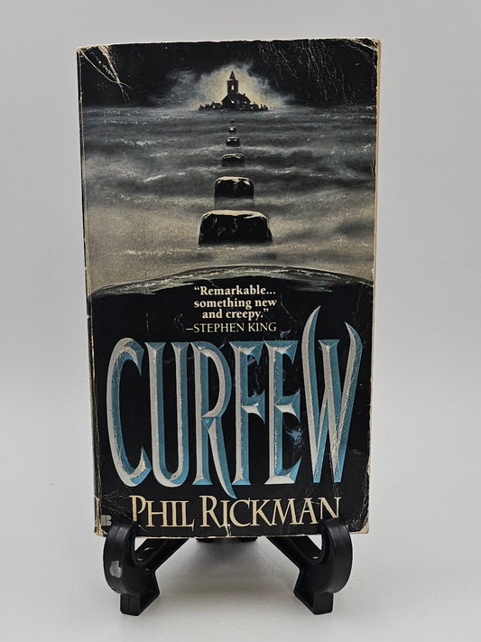 Curfew by Phil Rickman
