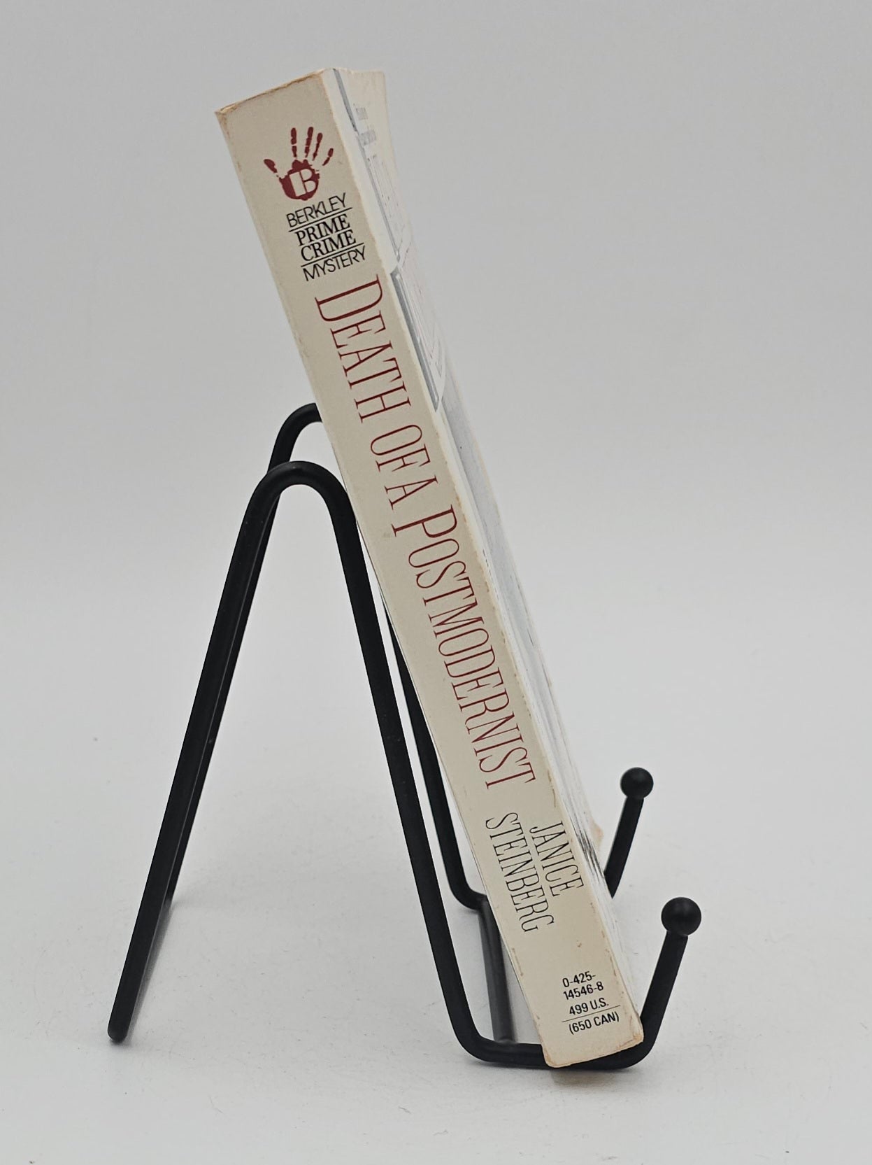 Death of a Postmodernist by Janice Steinberg (Margo Simon #1)