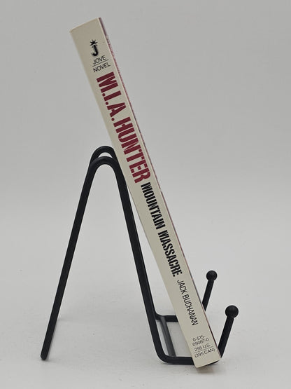 Mountain Massacre by Jack Buchanan (M.I.A. Hunter #4)