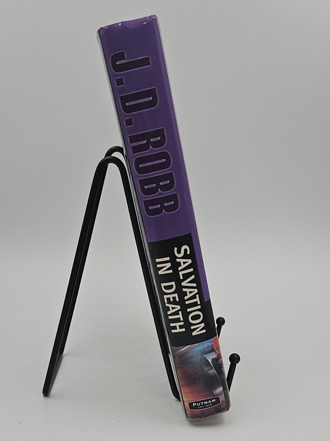 Salvation in Death by J. D. Robb (In Death #27)