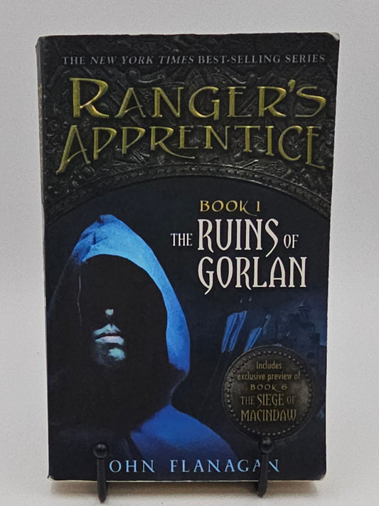The Ruins of Gorlan by John Flanagan (Ranger's Apprentice #1)