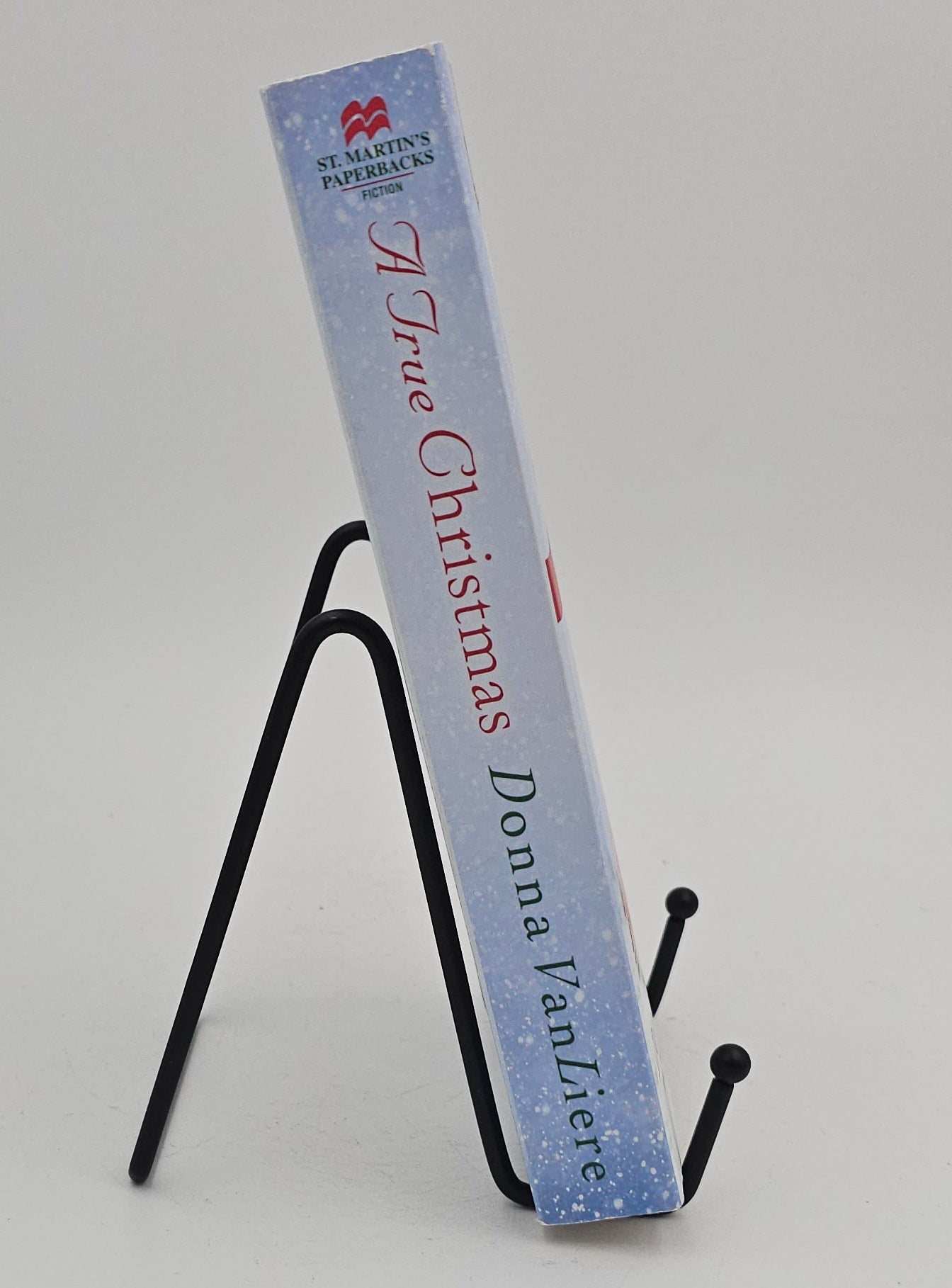 A True Christmas: Two Novels in One: The Christmas Note and The Christmas Town by Donna VanLiere