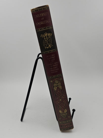 An Outline of History of Art: Art of the Middle Ages in Europe, of Island, in the Far East, and of the American Indians by Joseph Pijoan