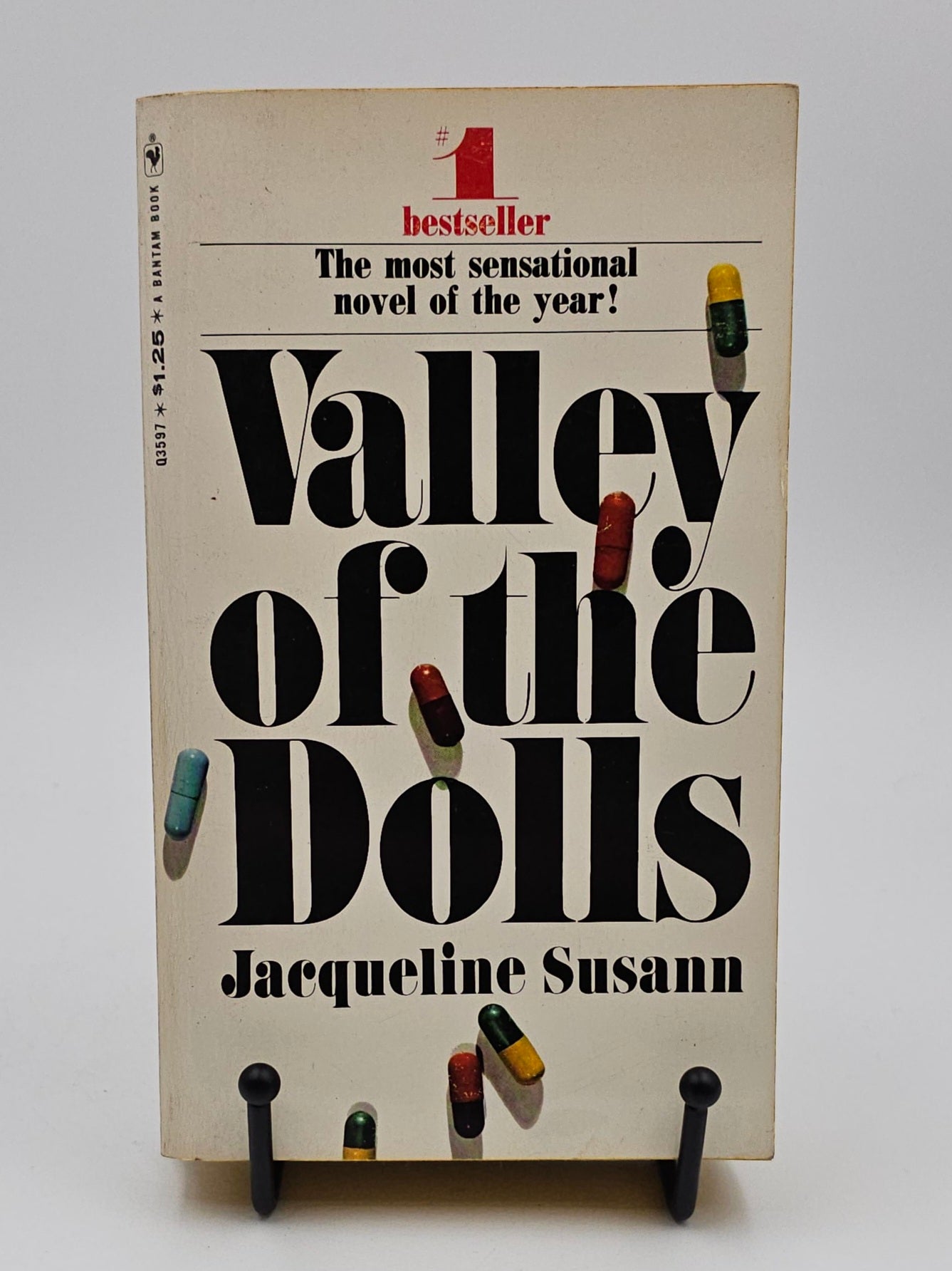 Valley of the Dolls by Jacqueline Susann