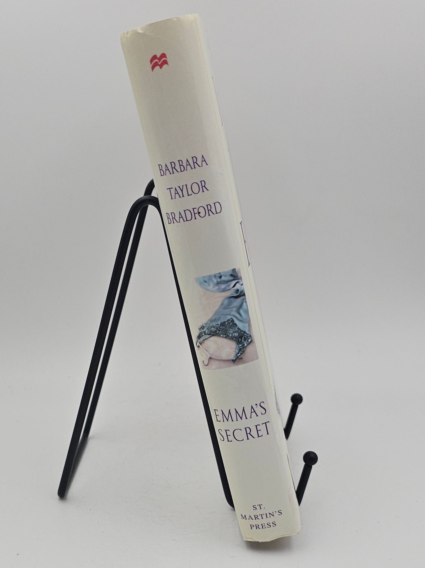 Emma's Secret by Barbara Taylor Bradford (Emma Harte Saga #4)