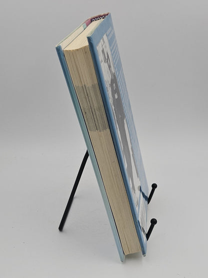 The Monkey's Raincoat by Robert Crais (Elvis Cole and Joe Pike #1)