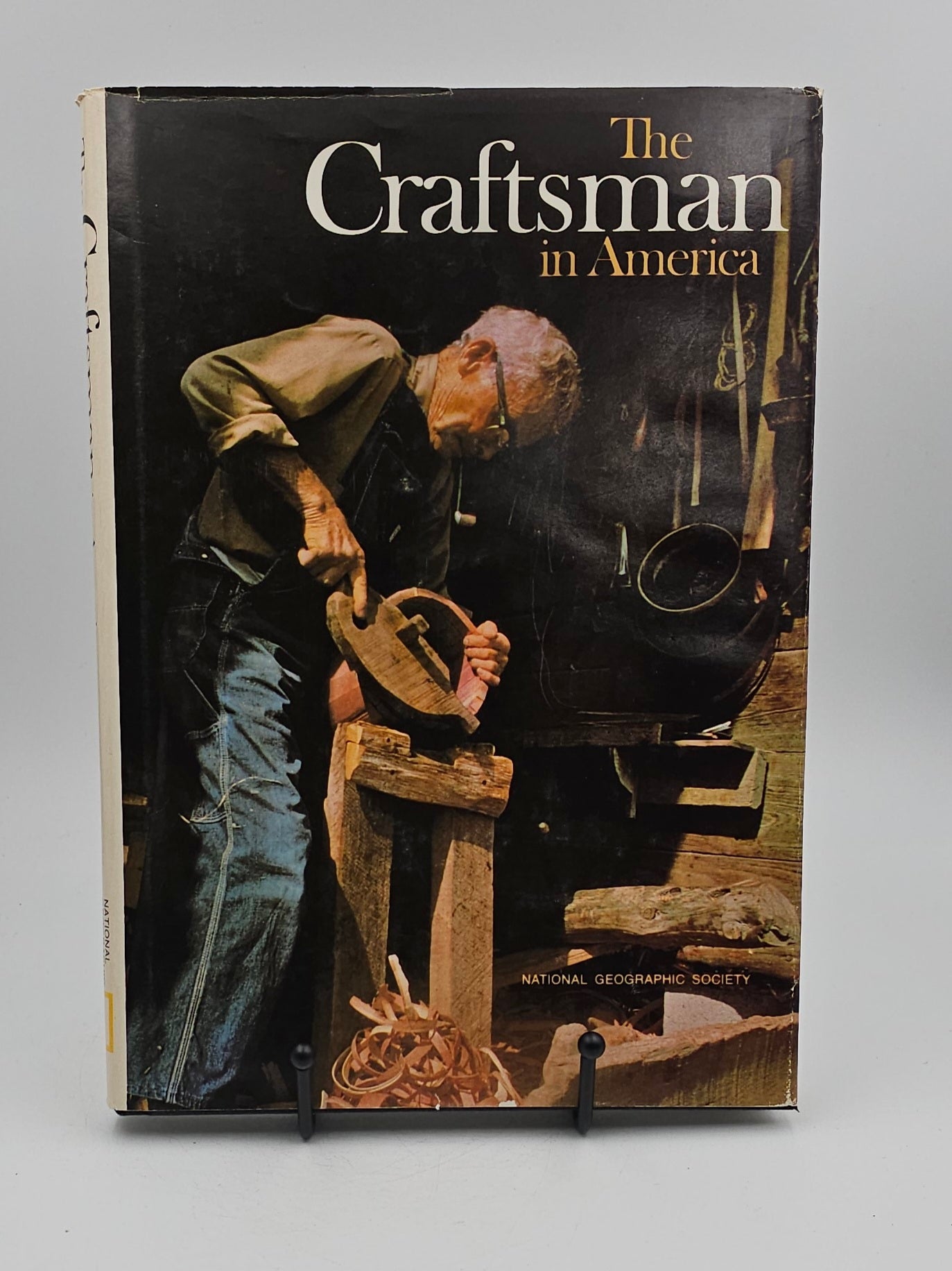 The Craftsman in America by National Geographic Society