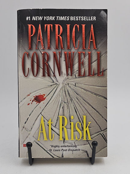 At Risk by Patricia Cornwell (Winston Garano #1)