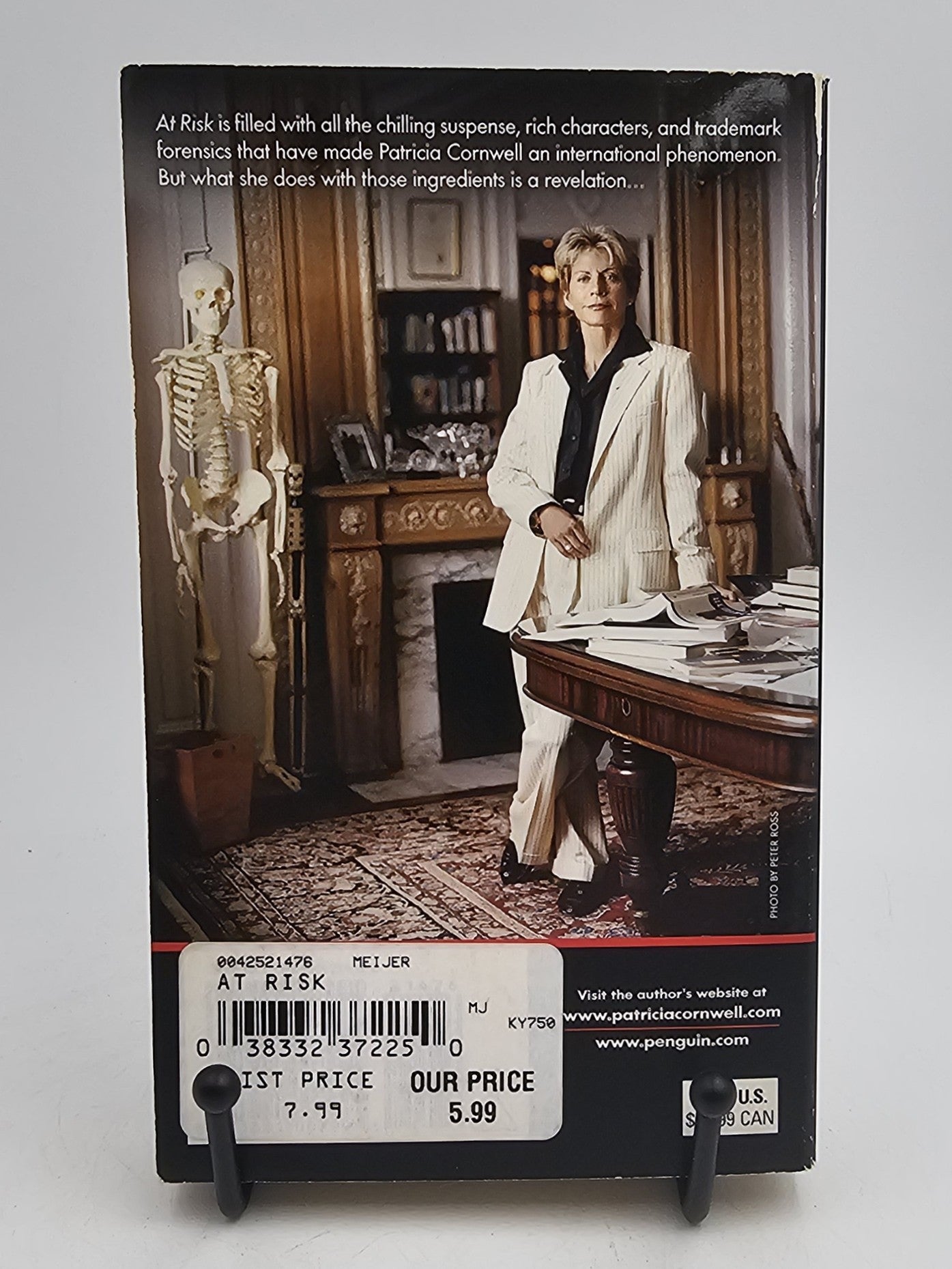 At Risk by Patricia Cornwell (Winston Garano #1)