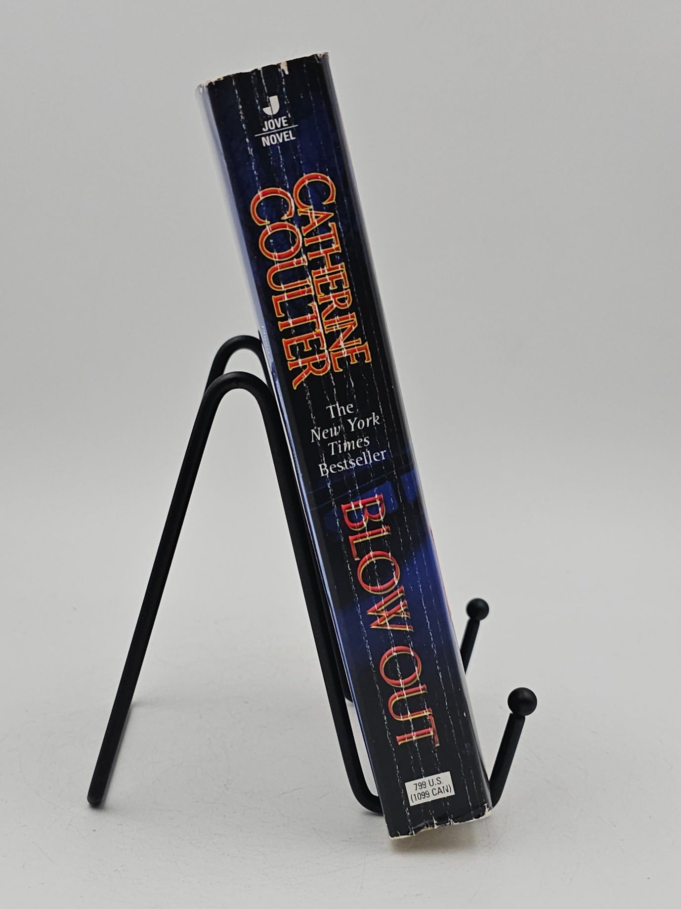 Blow Out by Catherine Coulter (FBI Thriller #8)