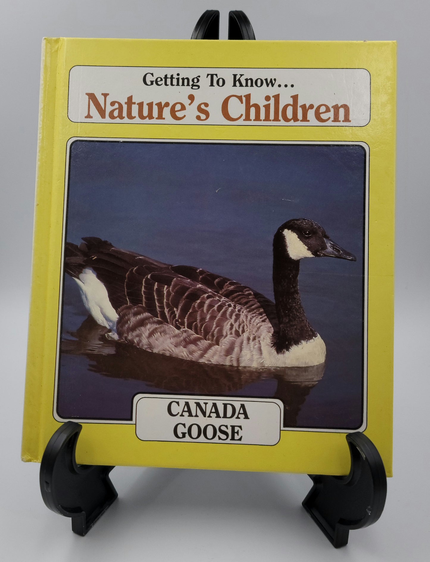 Canada Goose by Judy Ross and Grizzly Bears by Caroline Greenland (Getting to Know... Nature's Children #6)